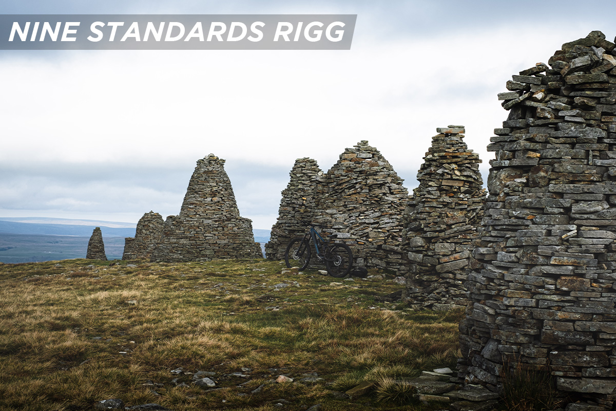A RIDE UP TO NINE STANDARDS RIGG