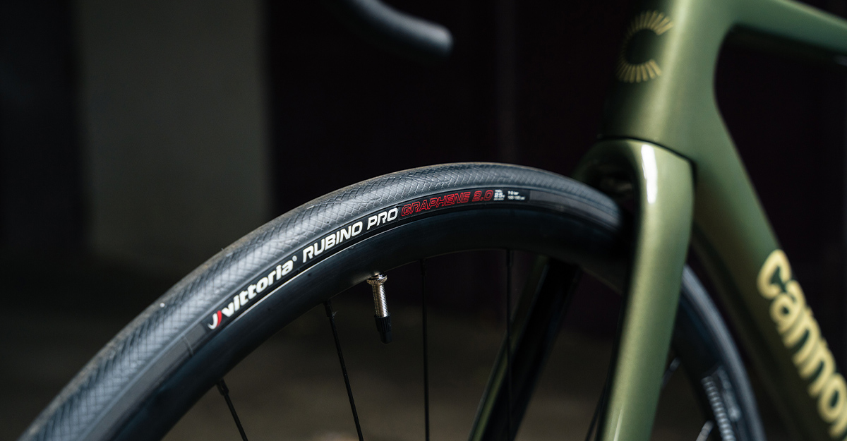 Cannondale SuperSix EVO Disc Rival AXS