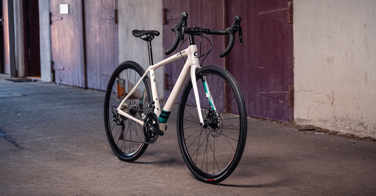 Cannondale Women's Synapse Carbon 105