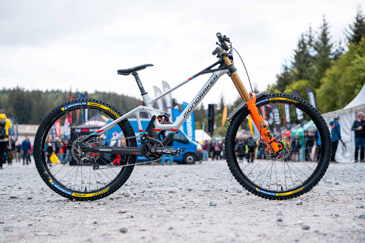 Mondraker Summum Carbon RR 2022
