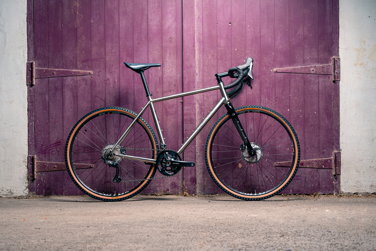 Genesis Croix De Fer Ti 2022