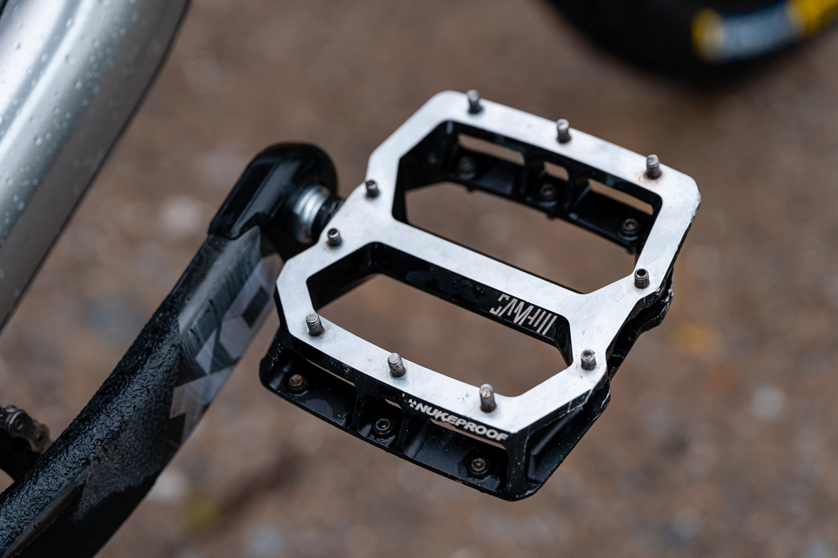 Nukeproof Dissent 297
