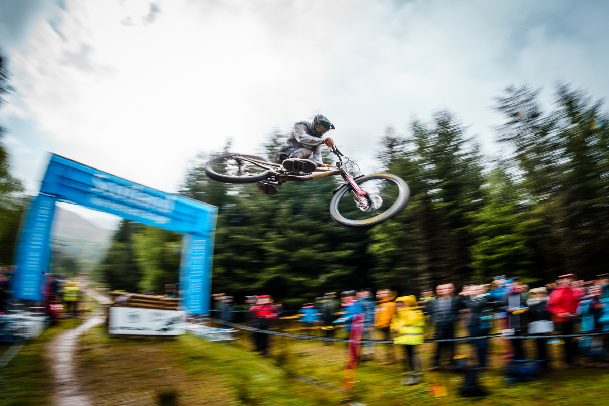 Nukeproof Dissent 297