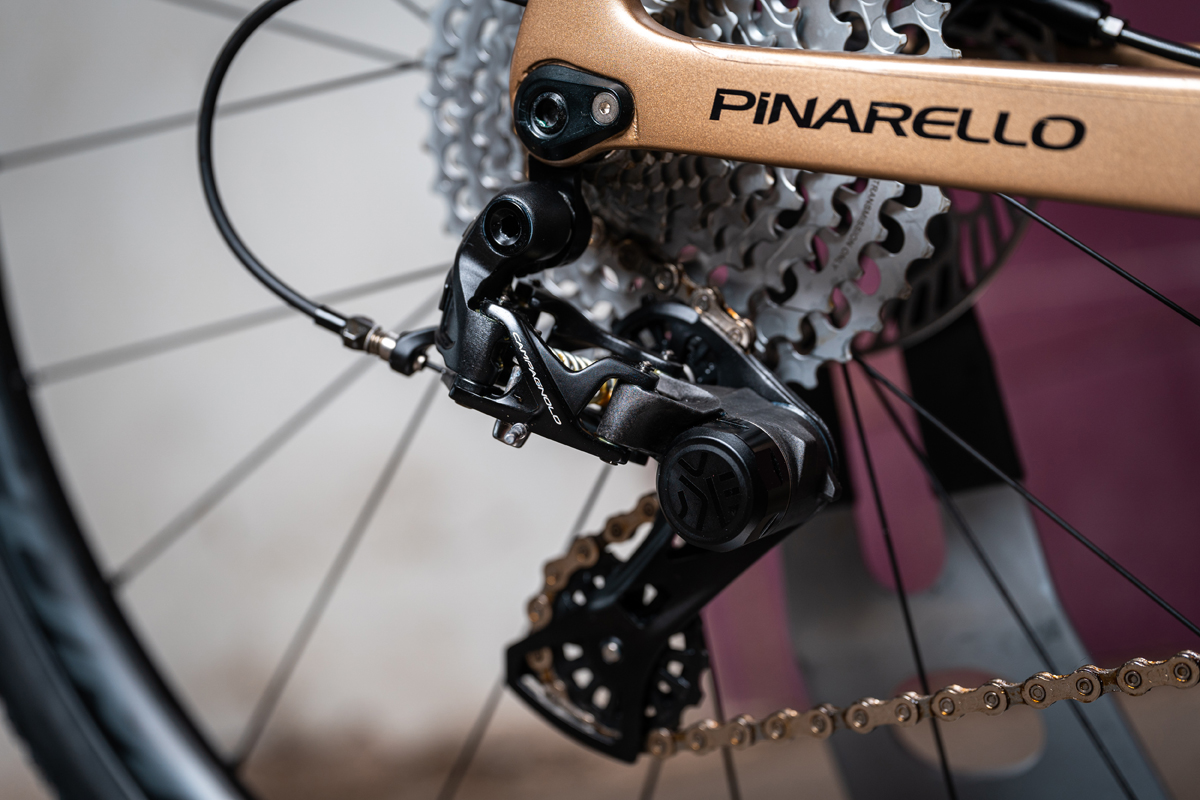 Pinarello Grevil F Ekar 2022