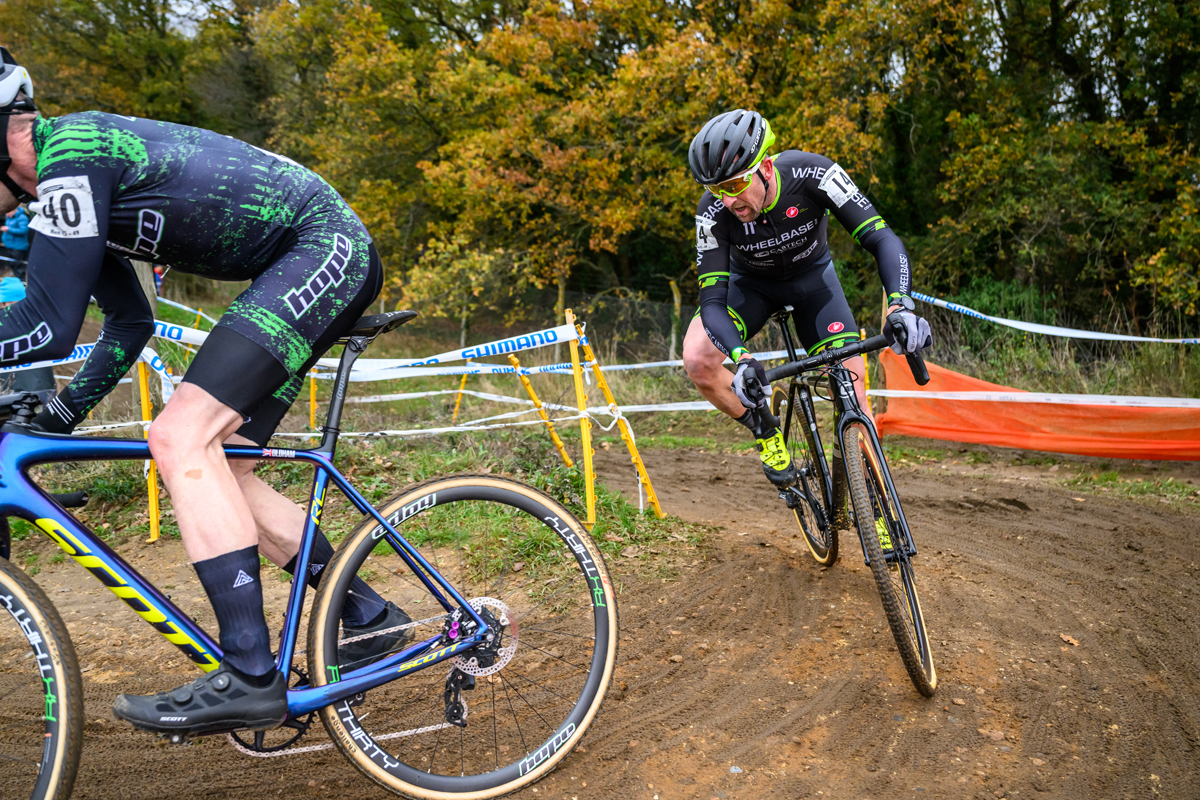 Wheelbase Cabtech Castelli