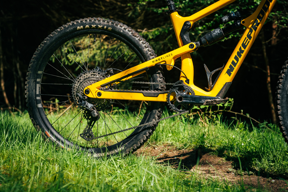 Nukeproof Mega 290 Elite Carbon