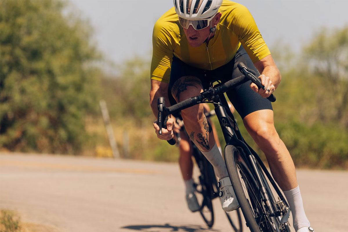 Road Cycling Clothes For The Summer
