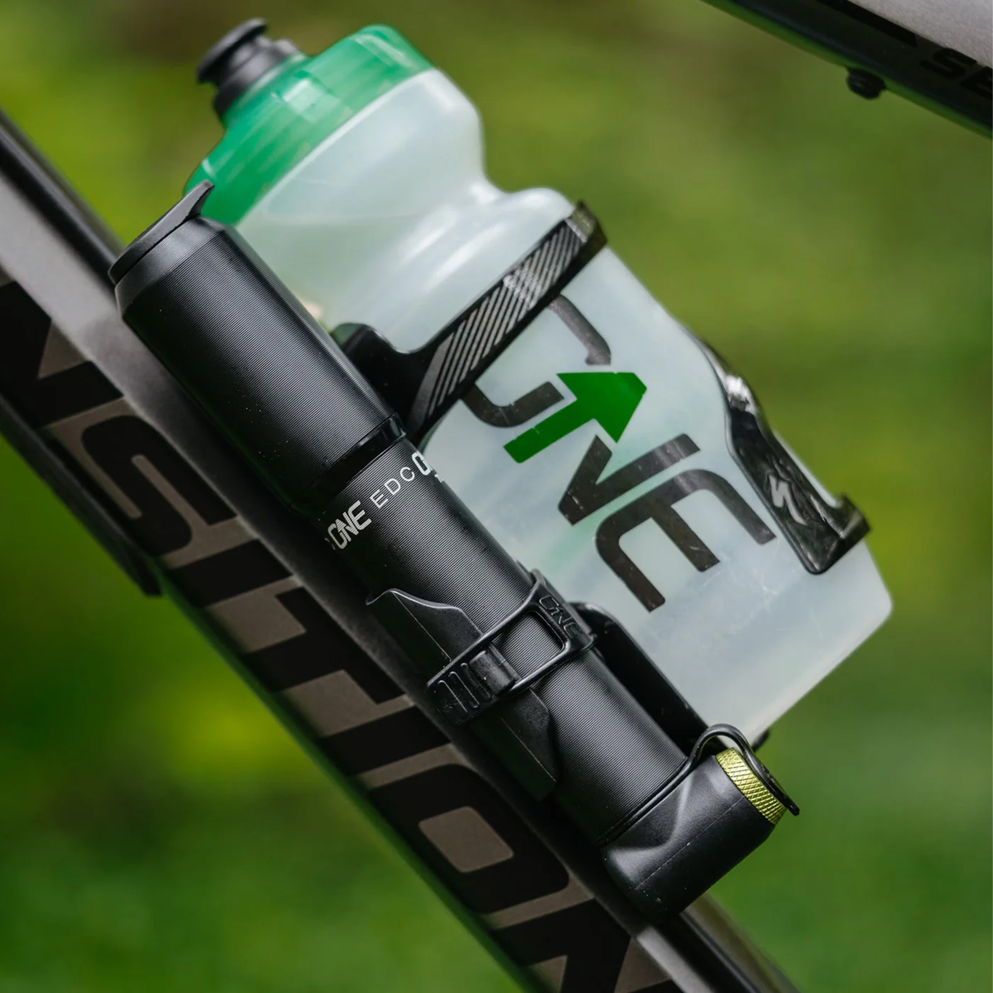 OneUp_Pump_70CC_2