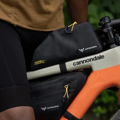 Apidura_Expedition_Bolt_On_Top_Tube_Bag_1L_Black_4