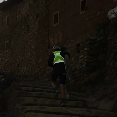 Apidura_Packable_Hydration_Vest_4