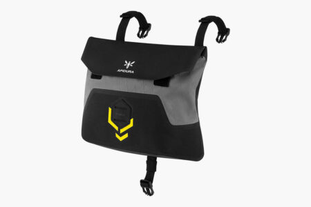 apidura-backcountry-accessory-pocket-4l-1