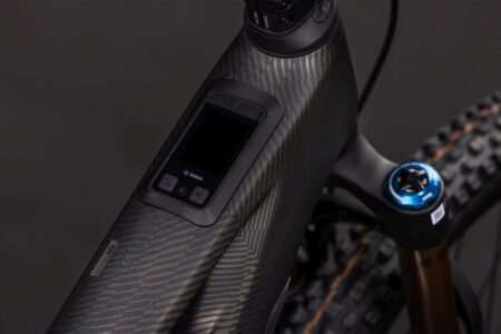 Cube_Stereo_Hybrid_One44_HPC_SLT_800_Carbon_Grid_2