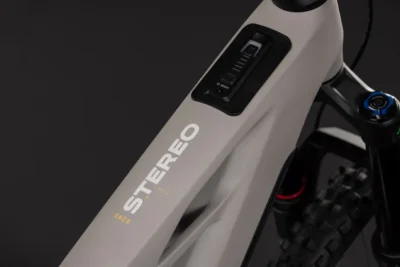 Stereo_Hybrid_One44_HPC_Race_800_Oatgrey_3