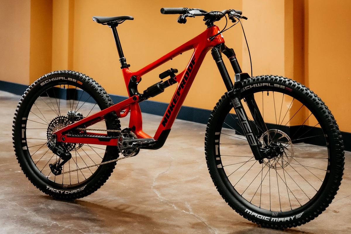 Nukeproof_Mega_Carbon_Red_2